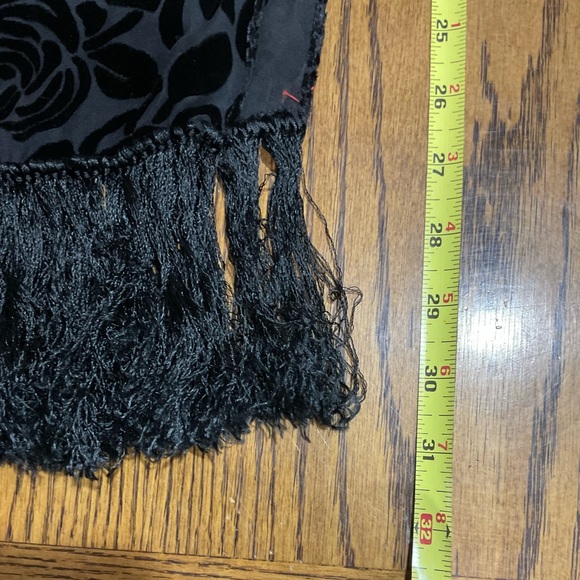 Pretty burnout scarf with fringe - Picture 6 of 8